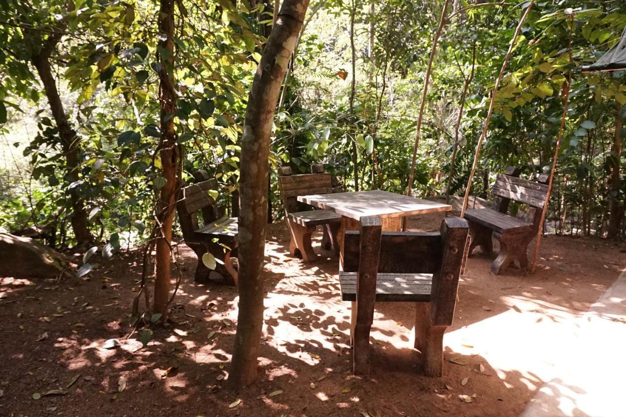 Retiyagama Eco Resort Teldeniya Buitenkant foto